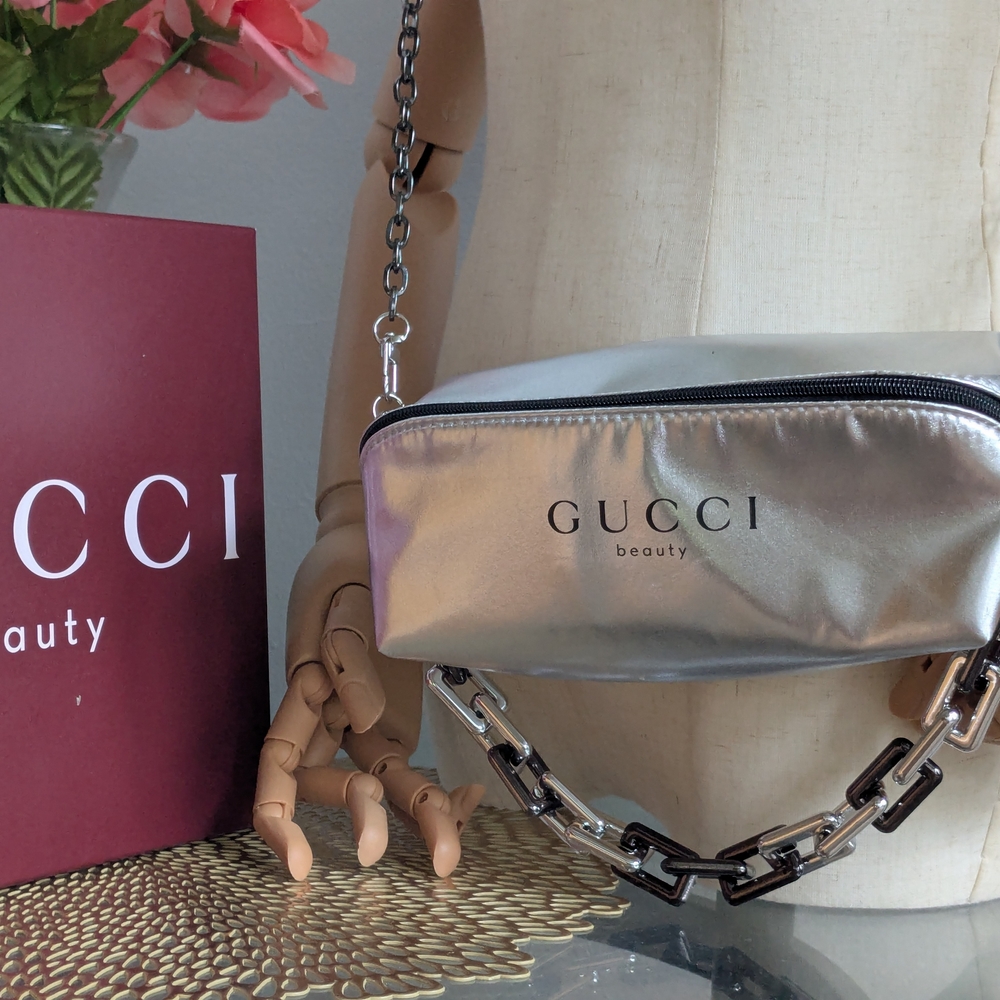 Gucci Silver Chain Shoulder Bag - Picture 12 of 13